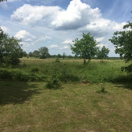 Le Petit Chaumont Kemping *